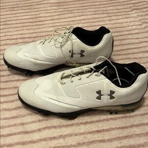 Under Armour Men's GOLF SZ 11 White and Black shoes